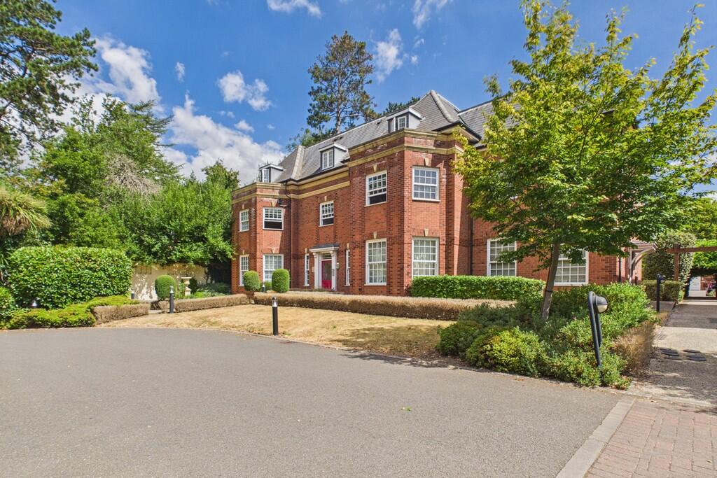 Main image of property: John Cullis Gardens, Kenilworth Road, Leamington Spa