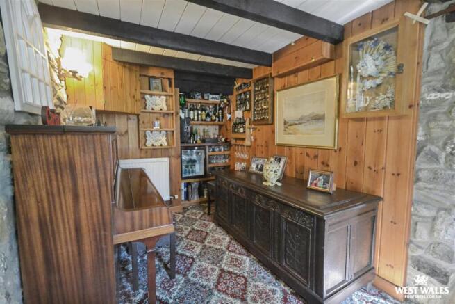 Main House - Snug