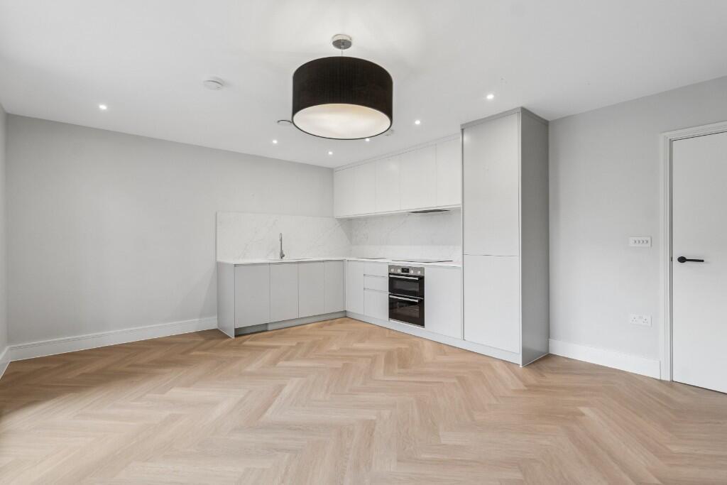Main image of property: Lynton Road, London, W3