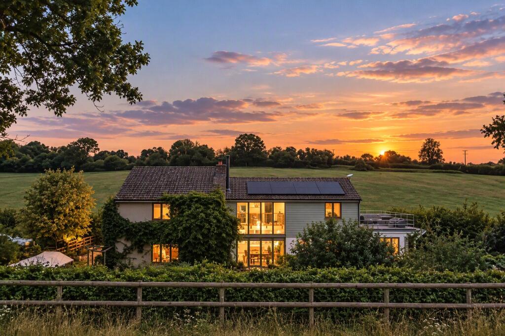 Main image of property: Shepherd's Hill, Buckhorn Weston, Gillingham, Dorset, SP8