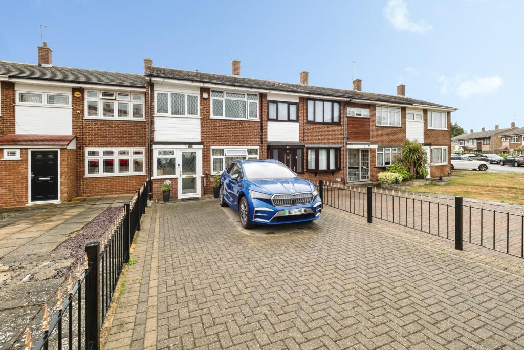 Main image of property: Cowdray Way, Hornchurch, RM12