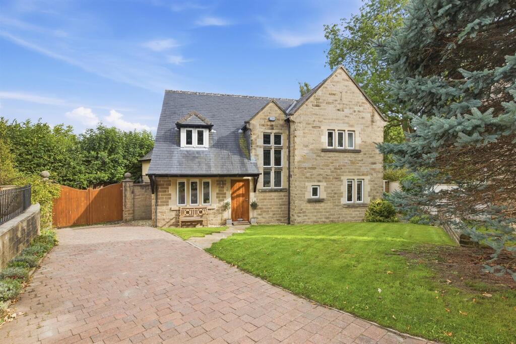 Main image of property: Norfolk Close, Edgerton, Huddersfield