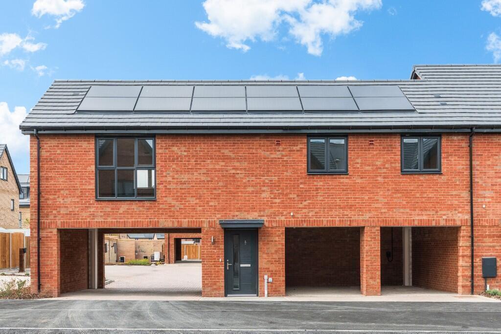 Main image of property: Waterslade Way, Houghton Regis, Central Bedfordshire