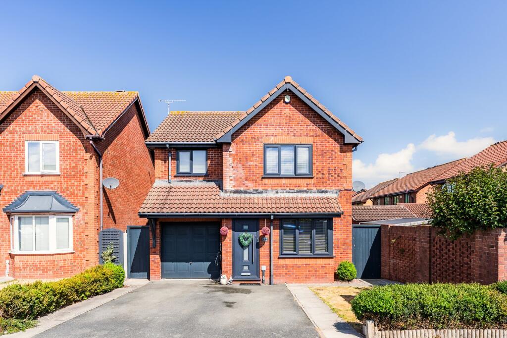 Main image of property: Ffordd Anwyl, Rhyl, LL18