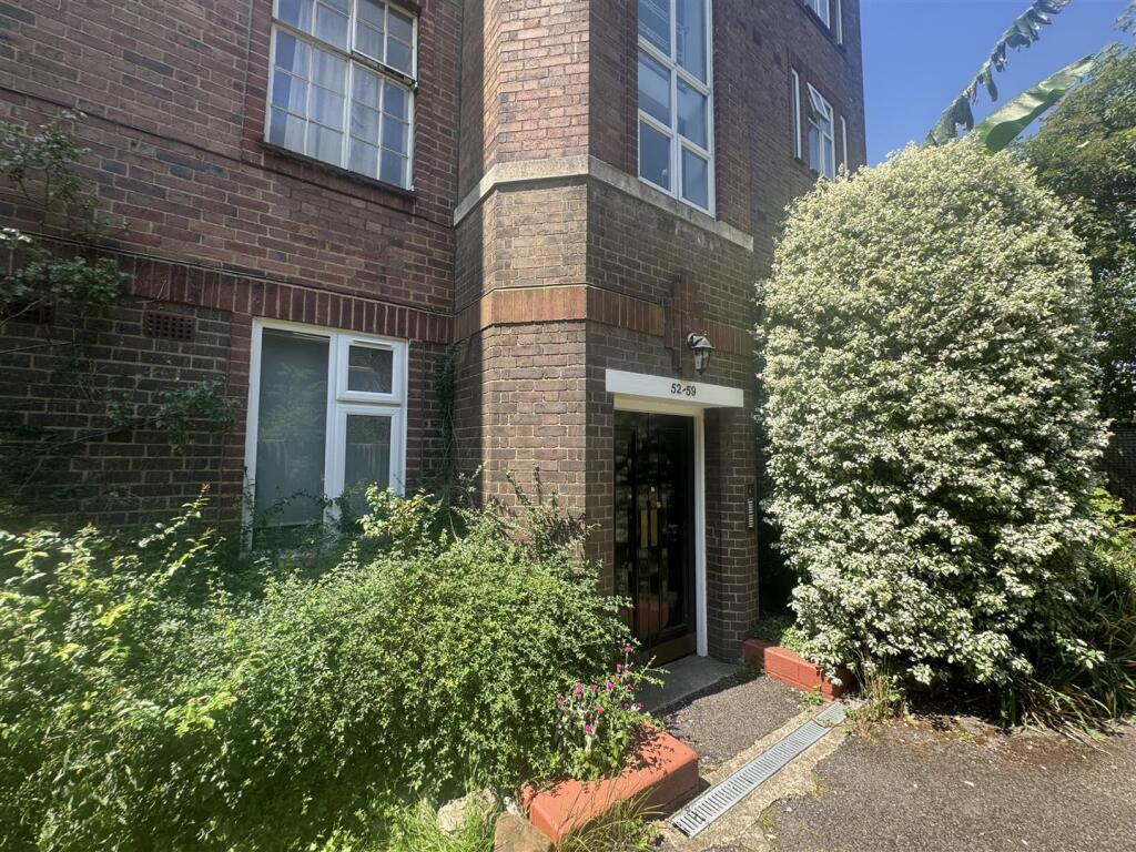Main image of property: Rosemary Gardens, Mortlake, London Sw14 7hd