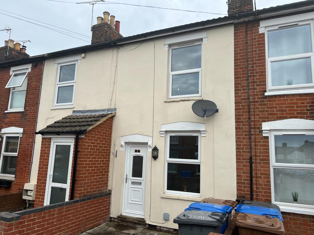 Main image of property: Parade Road Ipswich 