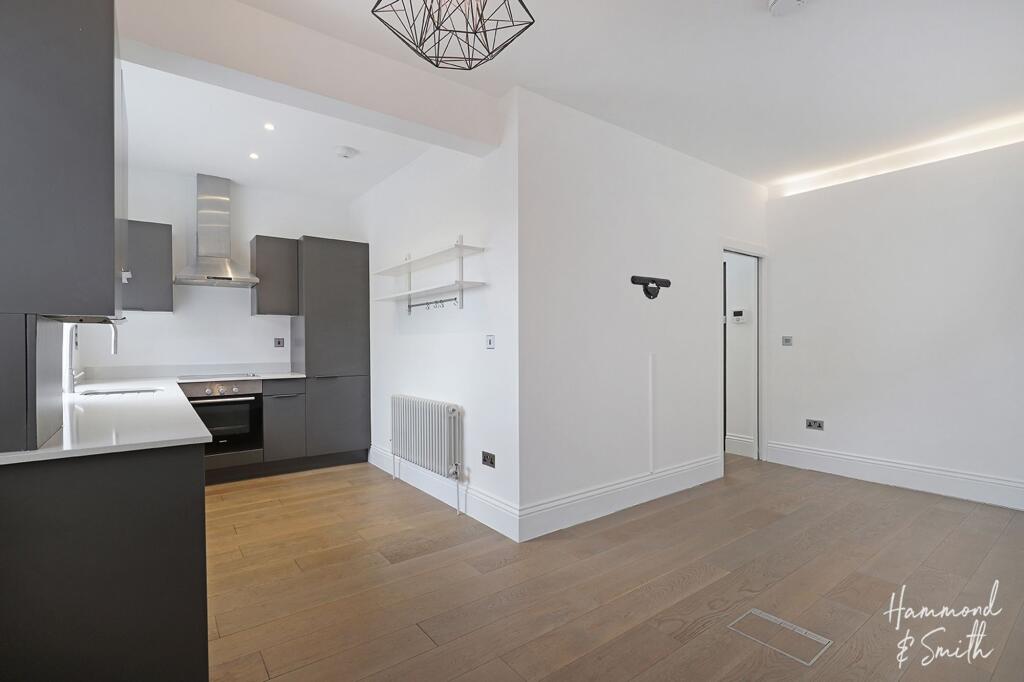Main image of property: High Street, Epping, CM16