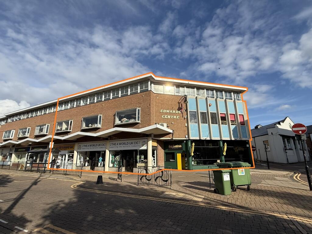Main image of property: Regent Street, Hinckley, Leicestershire, LE10 0BB