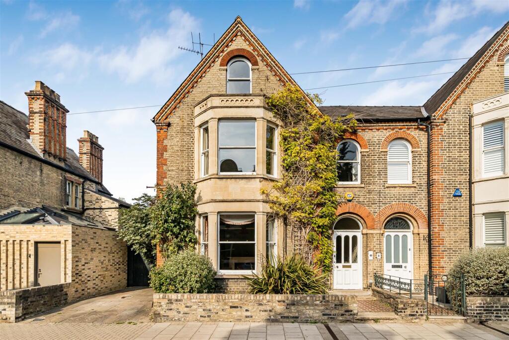 Main image of property: Lyndewode Road, Cambridge