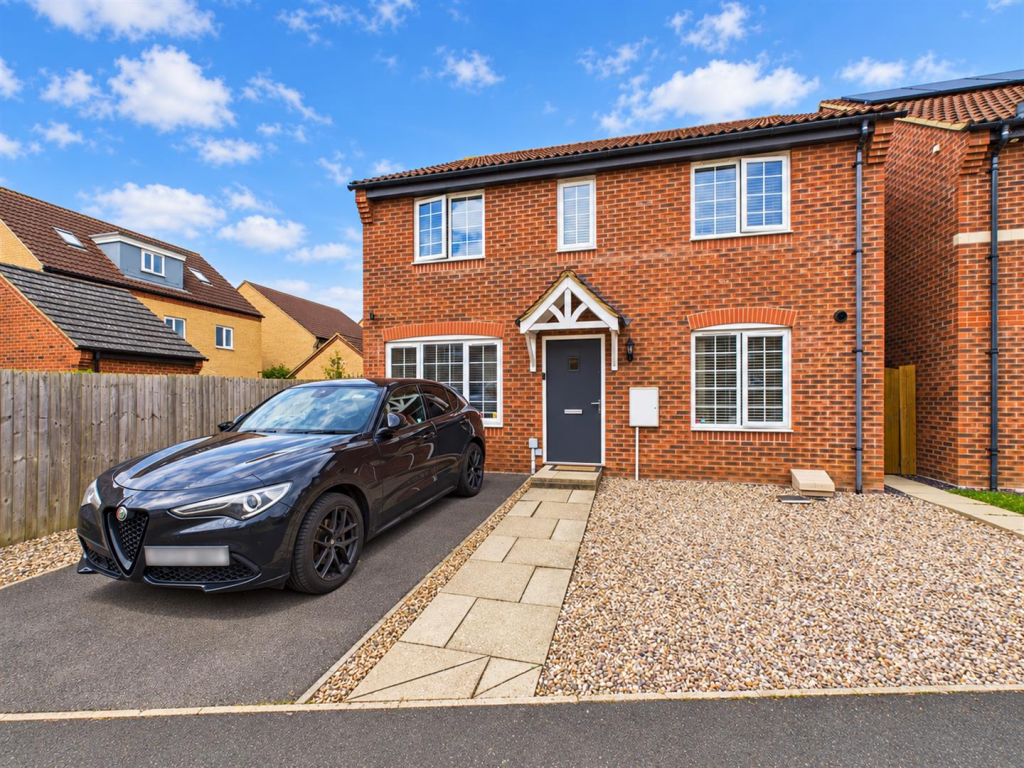 Main image of property: NN15 Slipton Road, Burton Latimer