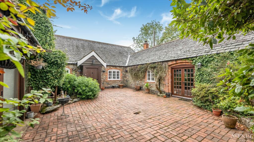 Main image of property: Oaks Cottage Farm, Oaks Road, Oaks In Charnwood, Leicestershire, LE67 4UE