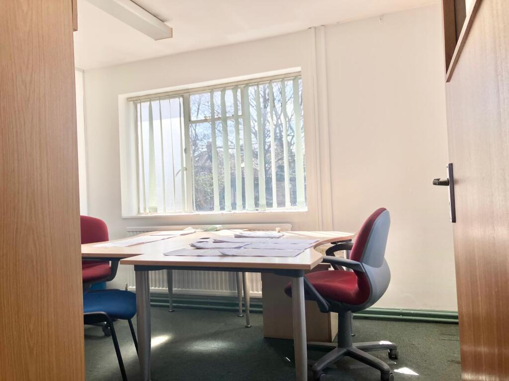 Office Space for Hire N22