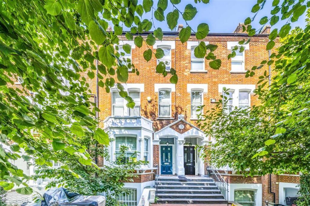 Main image of property: Aynhoe Road, London