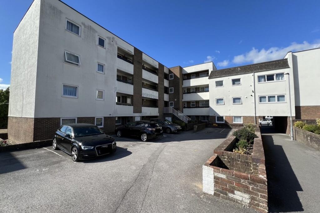 Main image of property: Stuart Court, Regal Close, Cosham, Portsmouth, Hampshire, PO6 2EQ
