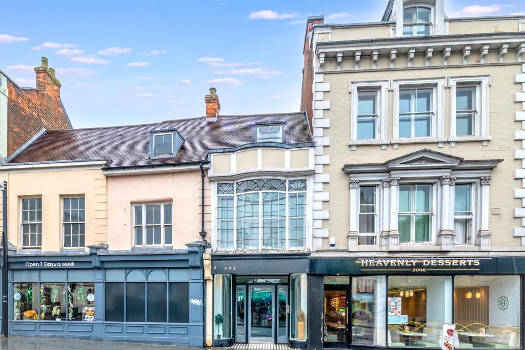 Main image of property: 27 High Street, Bedford, MK40 1RY