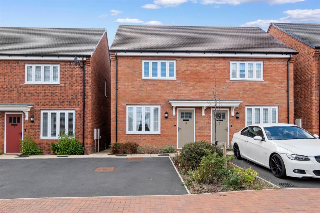Main image of property: Hopper Avenue, Stratford-Upon-Avon