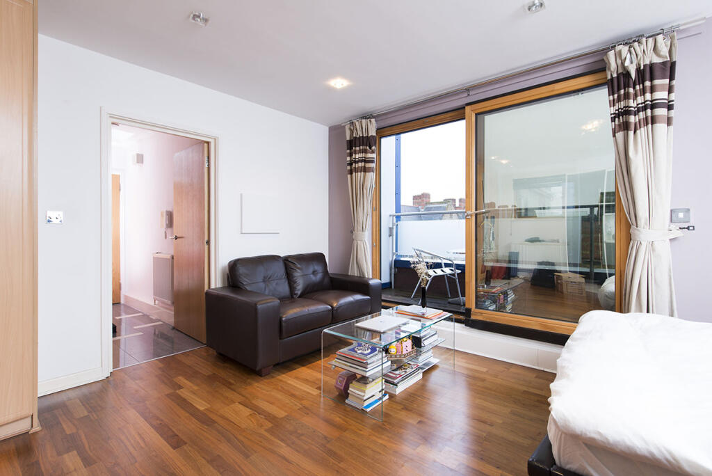 Main image of property: City East Building, Cable Street, Tower Hamlets, London