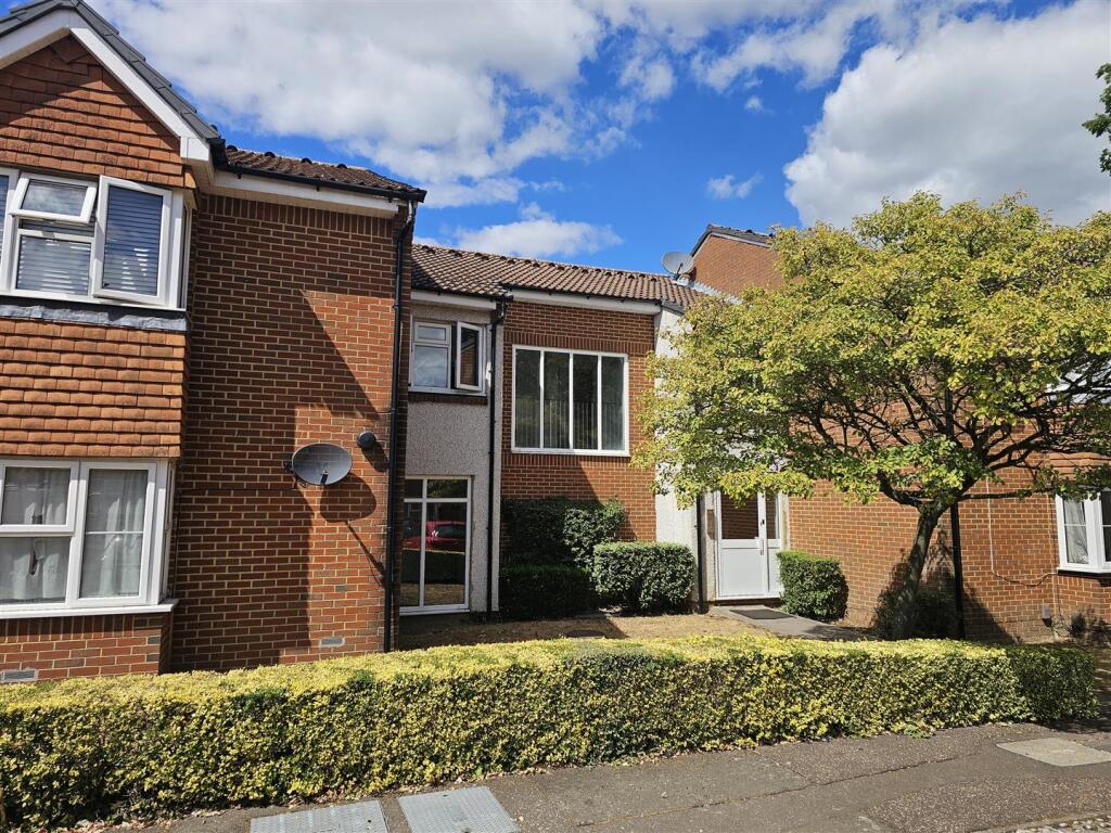 Main image of property: Heatherwood Drive, Hayes