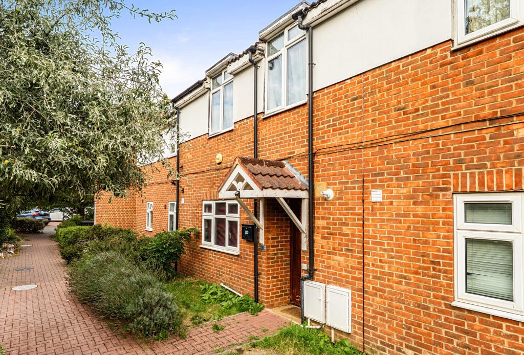 Main image of property: Commonside East, Mitcham, CR4
