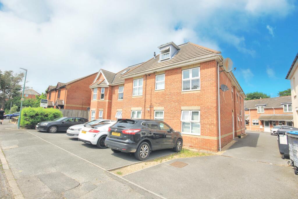 Main image of property: Malmesbury Park Place, Bournemouth, Bournemouth Christchurch Poole