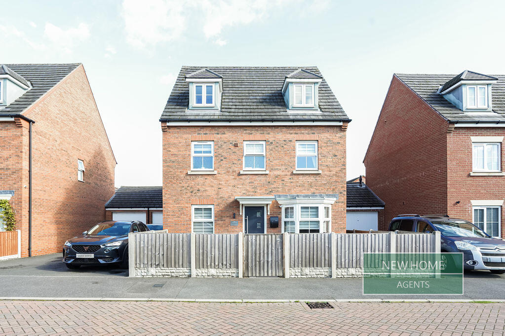 Main image of property: Linnet Way ,Hucknall, Nottingham, NG15 6UX
