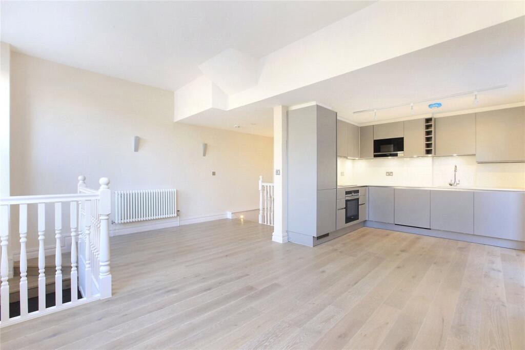 Main image of property: Clapham Common North Side, 
Battersea, SW4