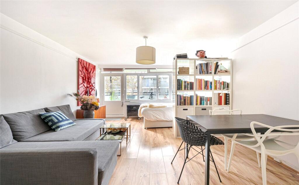 Main image of property: Churchill Gardens, London, SW1V