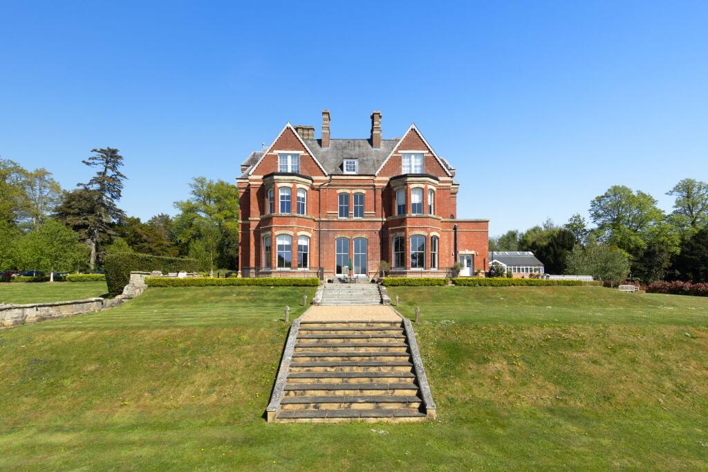 Main image of property: Hastings Road, Hawkhurst, TN18