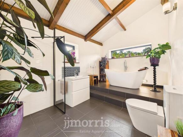Ensuite Bathroom