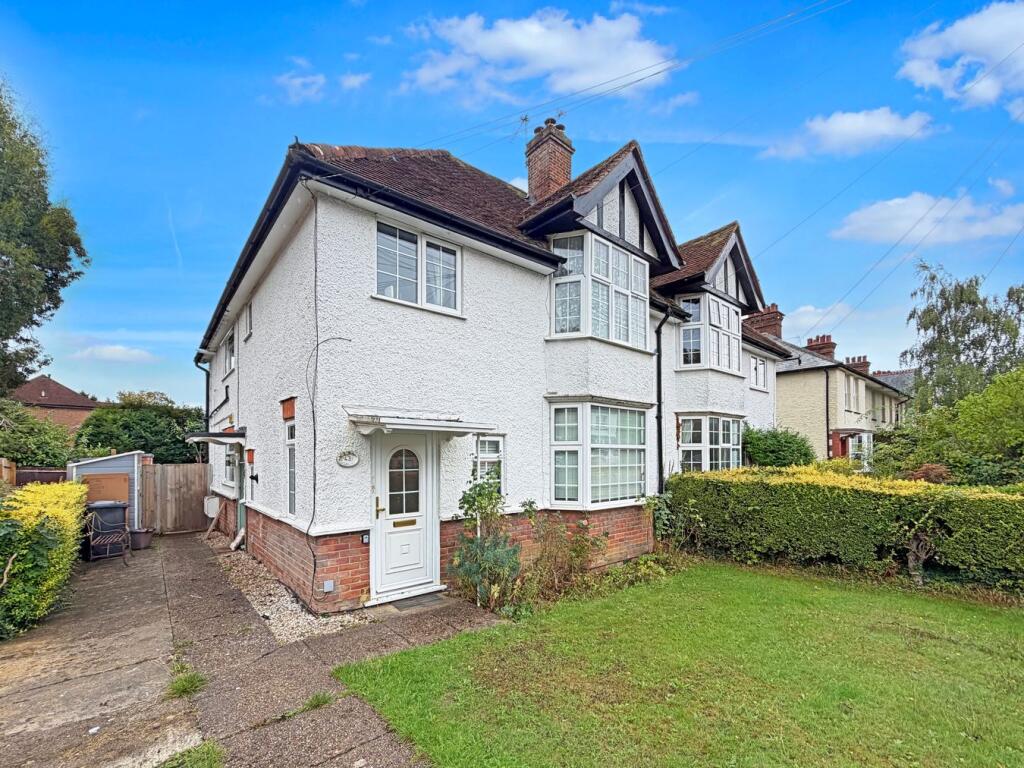 Main image of property: Lexham Gardens, Amersham, HP6