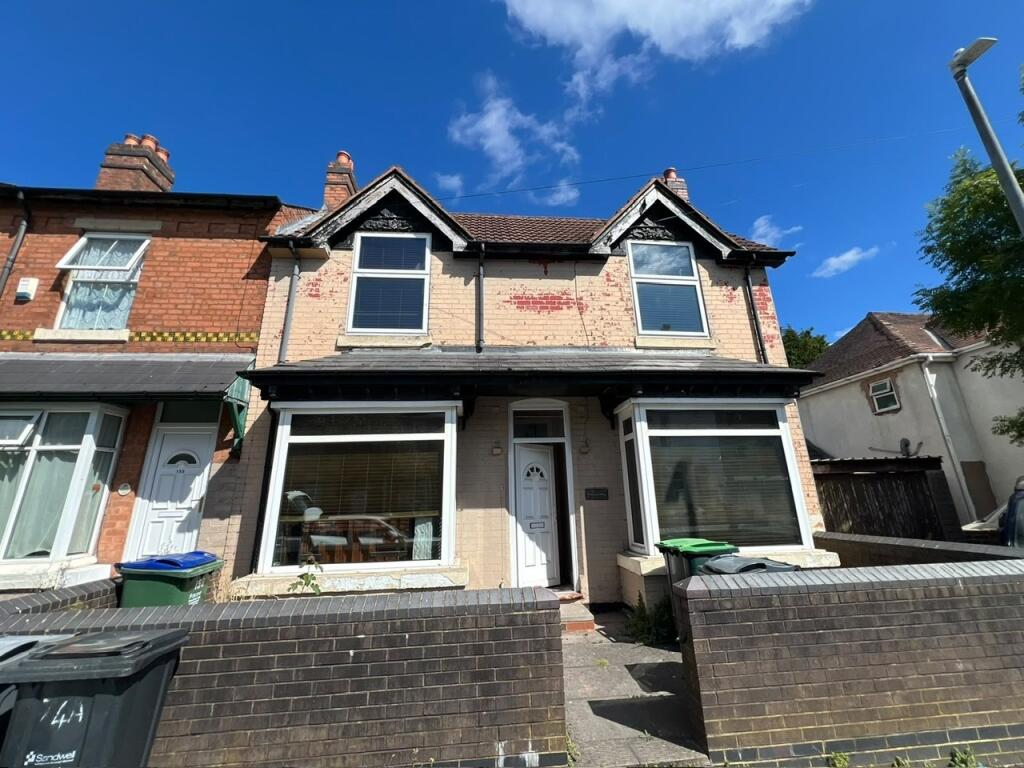 Main image of property: 156 Sycamore Road, Smethwick, West Midlands, B66 4NS