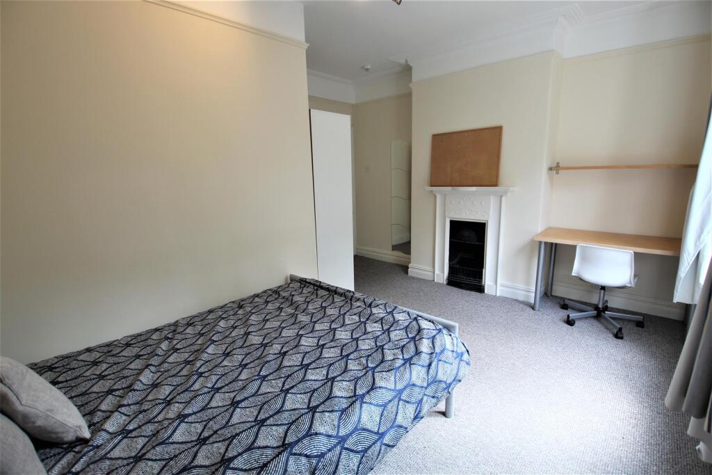 Main image of property: Langdale Terrace, Headingley, Leeds, Yorkshire, LS6