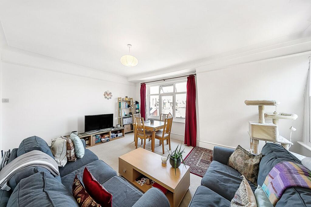 Main image of property: Elms Crescent, Clapham, London, SW4