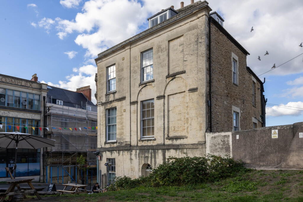 Main image of property: Bath Street, Frome, BA11 1DH