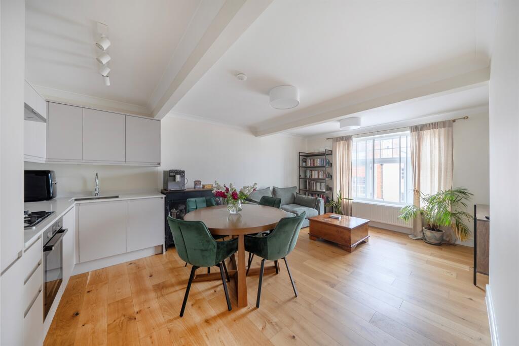 Main image of property: Chequer Street, St. Albans