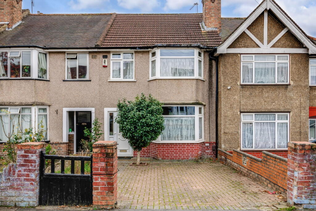 Main image of property: Bourne View, Greenford, UB6 7QT