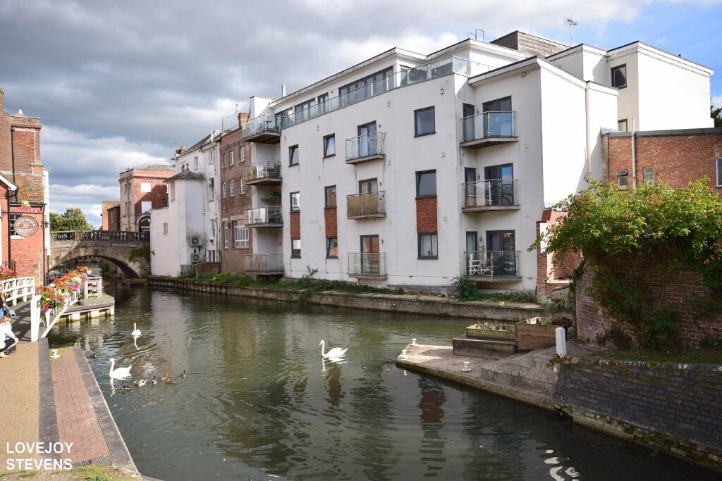 Main image of property: Nicholas Wharf, Newbury, RG14