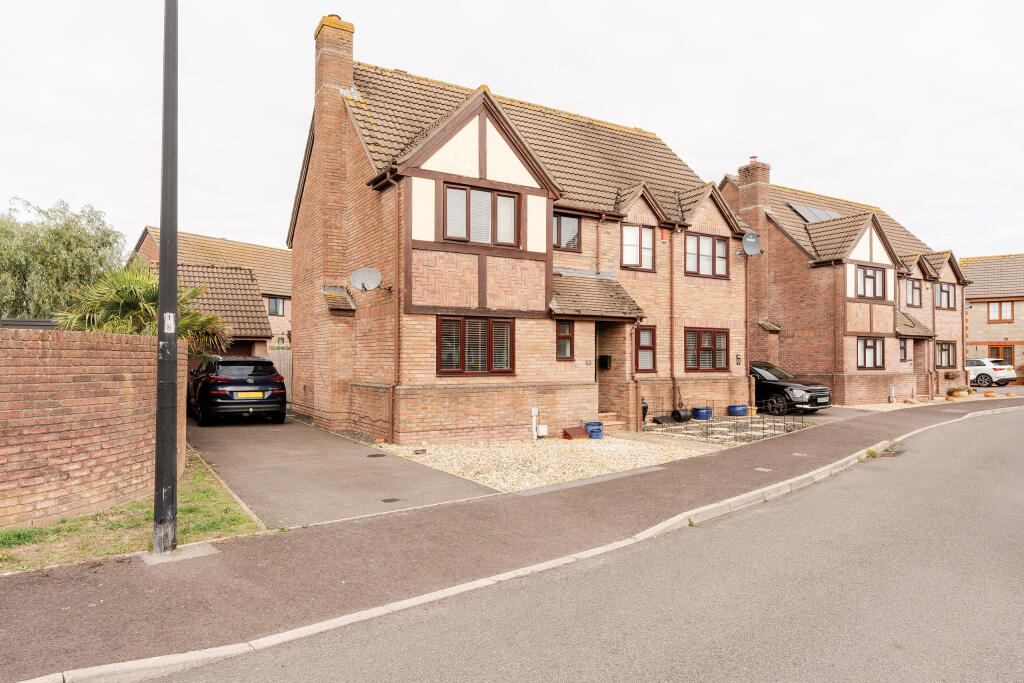 Main image of property: Wheatfield Drive, WESTON-SUPER-MARE, BS22 9WD