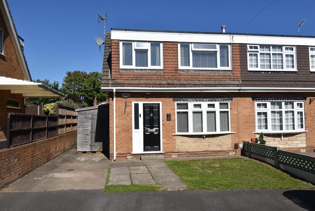 Main image of property: Vicarage Drive, Chaddesden, Derby