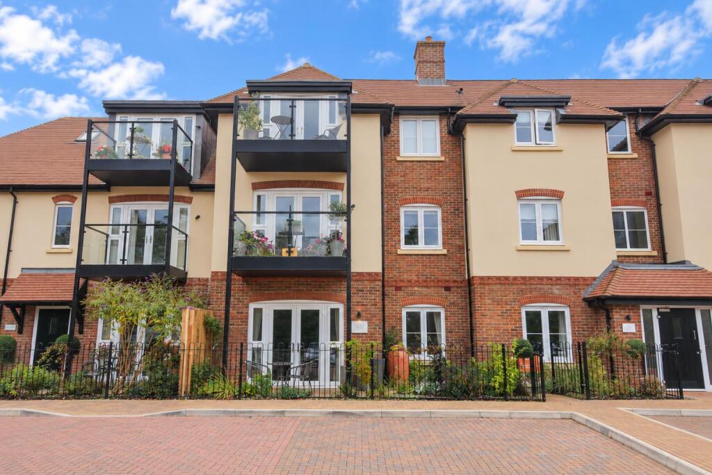 Main image of property: Longcross Place, Winterbrook, Wallingford