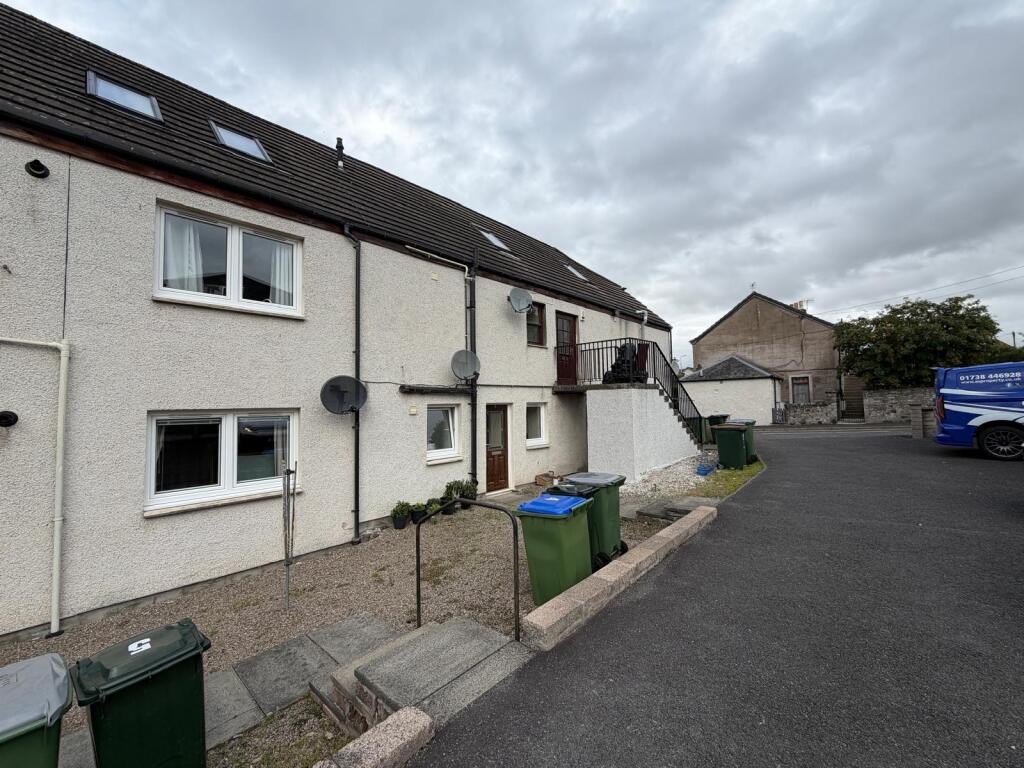 Main image of property: Flat 4, Albert Road, Perth, PH2 6QH