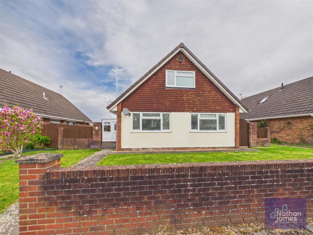 Main image of property: Castle Lea Caldicot