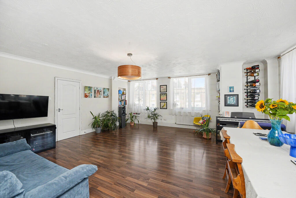 Main image of property: Regents Canal House, Limehouse E14
