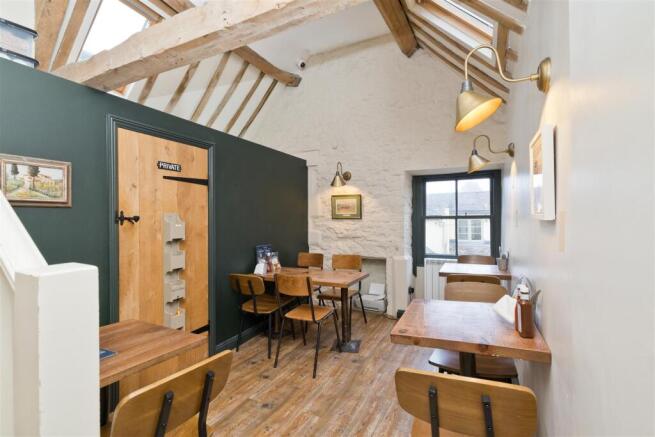 53 High Street - Café & Bakery 3.jpg