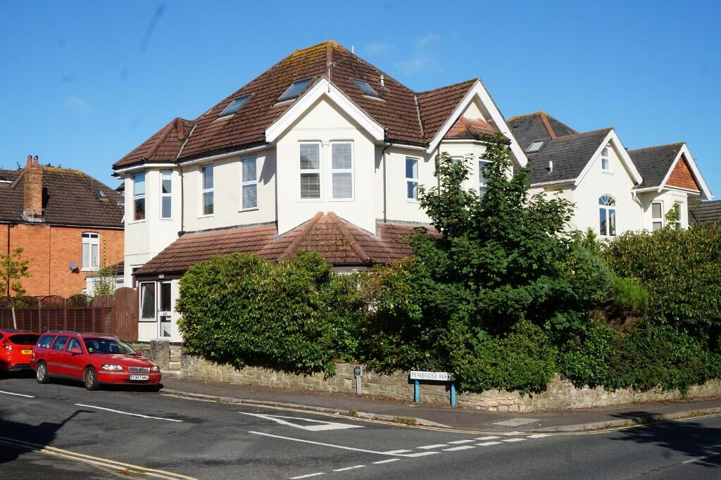 Main image of property: Pembroke Road, Alum Chine, Bournemouth, BH4 8HE