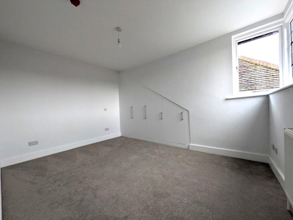 Main image of property: High Street, Reigate