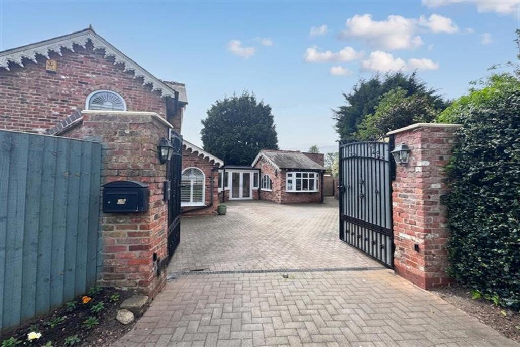 Main image of property: Chester Road, Holmes Chapel