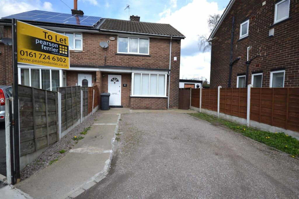 Main image of property: Stoneyside Grove, Worsley