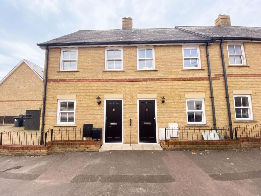 Main image of property: Queens Avenue, Snodland, ME6