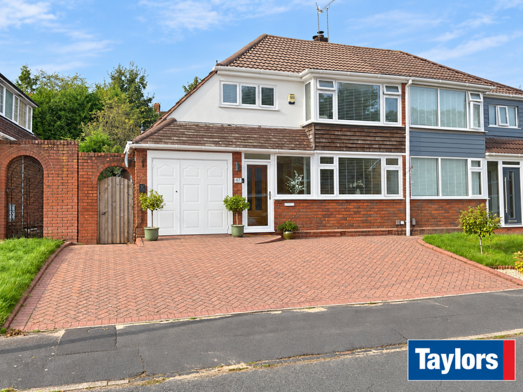 Main image of property: Richmond Grove, Wollaston, Stourbridge, DY8 4SE